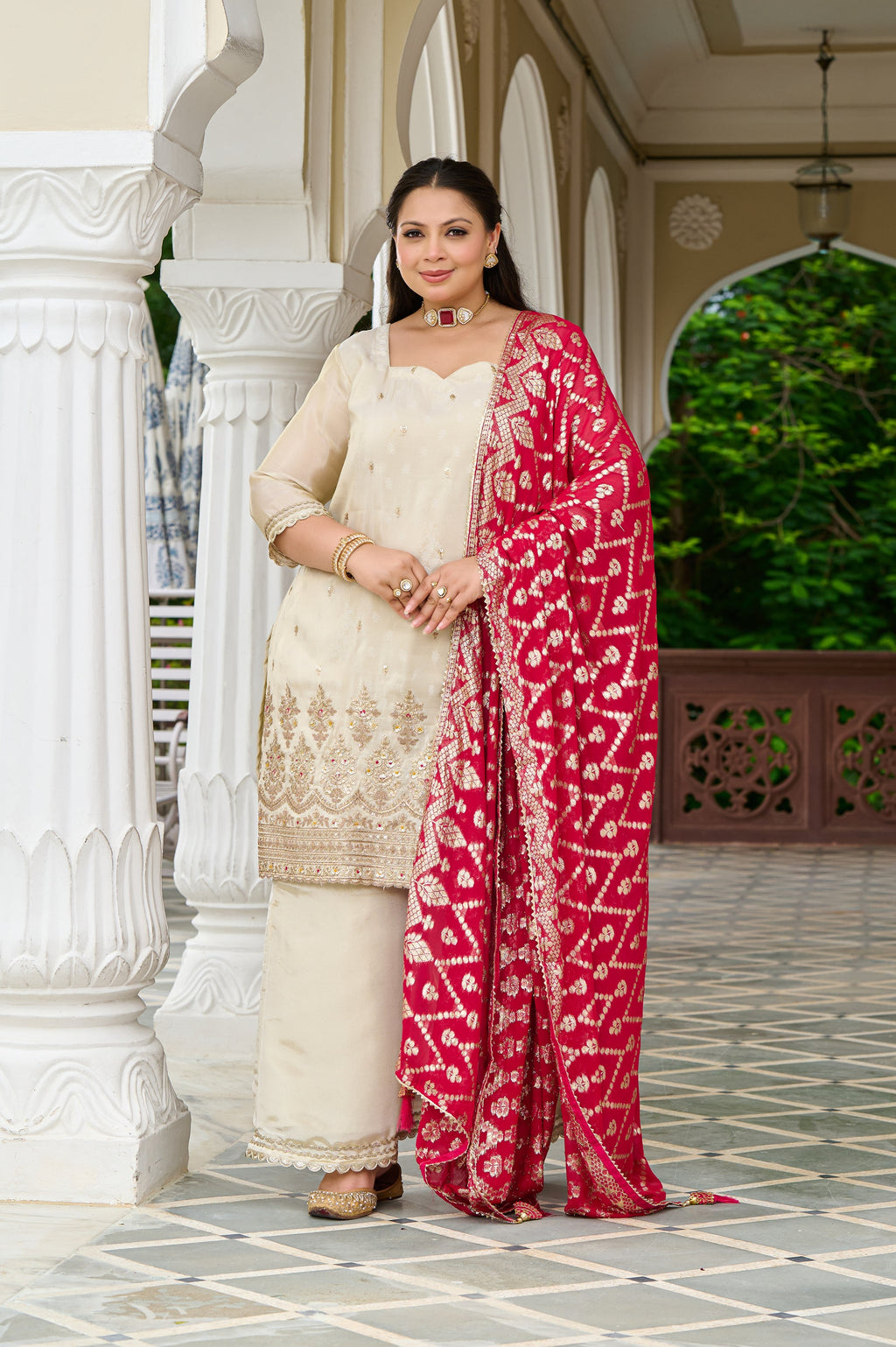 Plus Size Exclusive Regal Ivory Embroidered Kurta Set with Contrast Dupatta