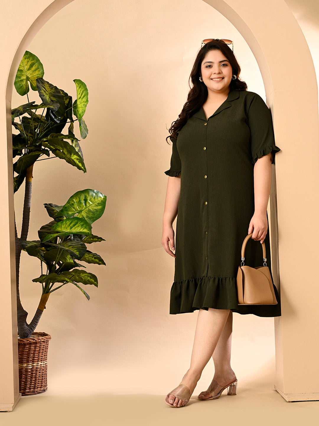 Plus Size Mehendi Green Crinkle Collared Dress