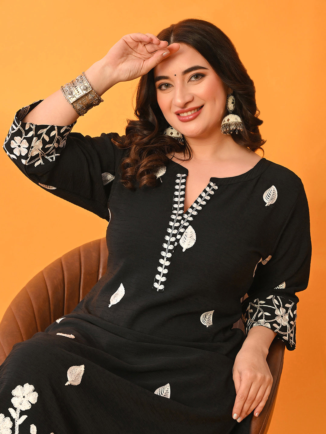 Plus Size Black Floral Aari Kurta