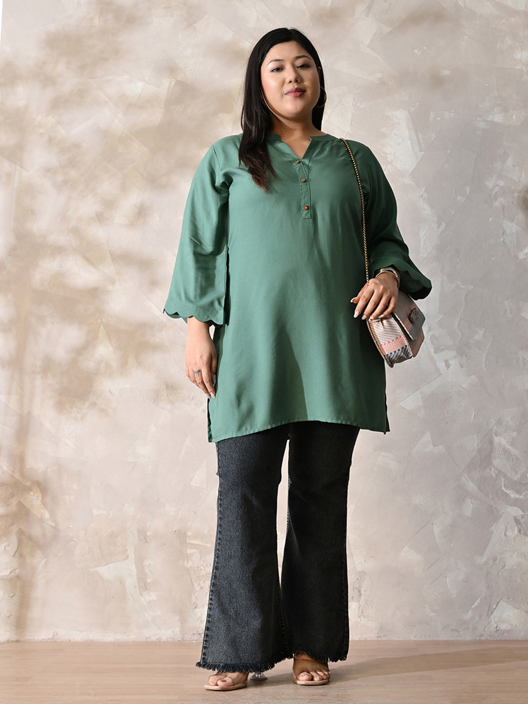 Sage Green Relaxed Fit Scalloped Rayon Kurta